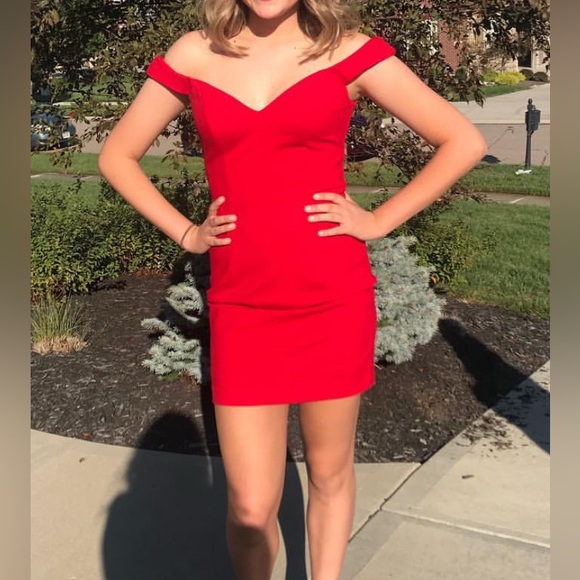 Sherri Hill Red Off-Shoulder Bodycon Dress - Picture 1 of 4